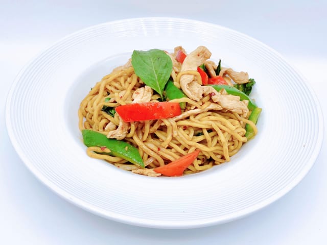 Lo Mein Drunken Noodle (Gluten free sauce).