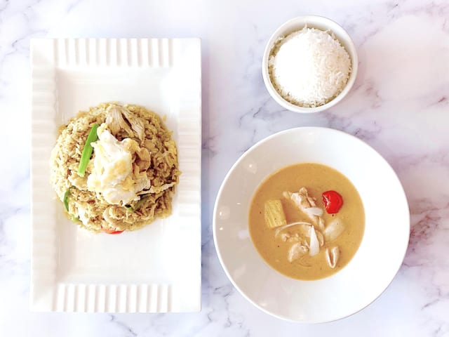 (Combo Full Size) Yellow Curry Fried Rice + Yellow Curry.