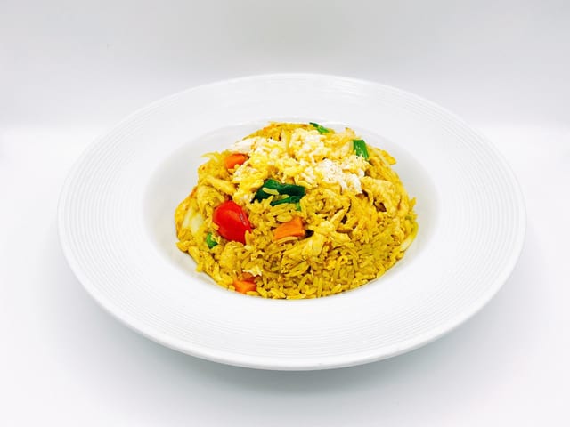Yellow Curry Fried Rice (Tray).