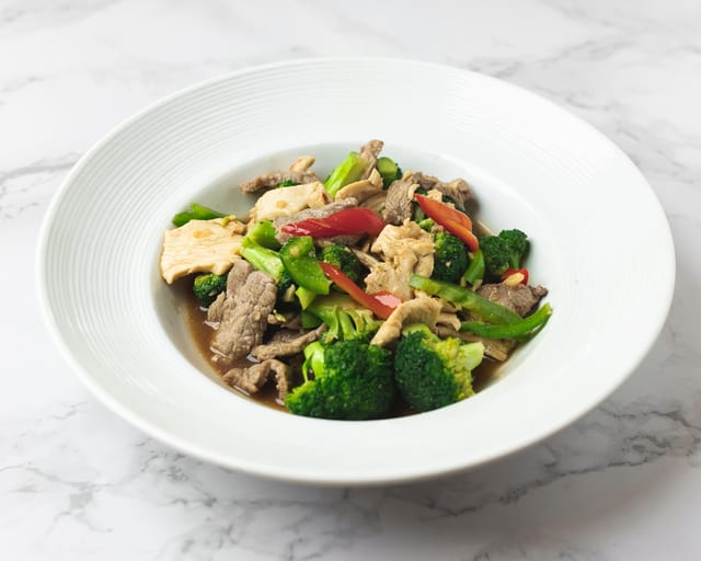 Broccoli Stir Fry (Gluten free sauce) (Tray).
