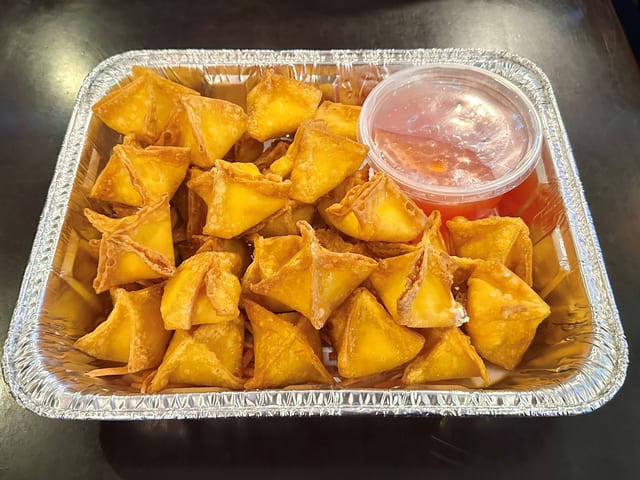 Crab Rangoon (30 Pieces Tray).