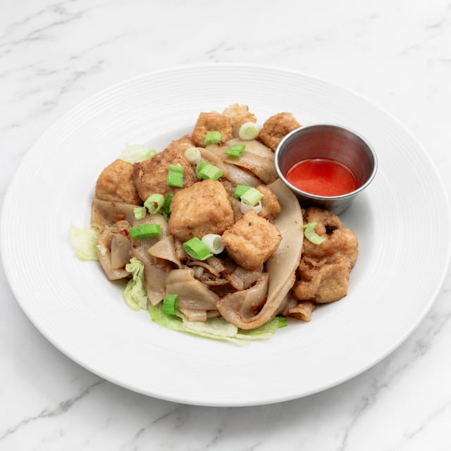 Vegan Thai Garlic Noodle (No Egg).