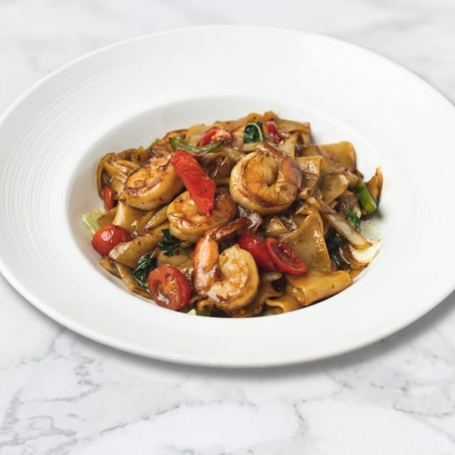 Drunken Noodle - Pad Kee Mao (with FREE Vegetarian Spring Roll).