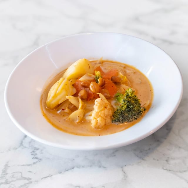 Vegan Massaman Curry (Tray).