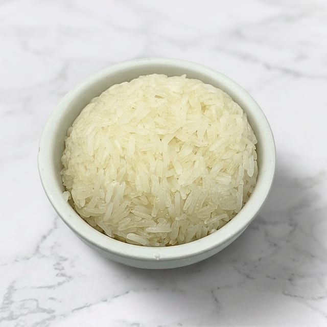 Side Plain Sticky Rice (Khao Niew).