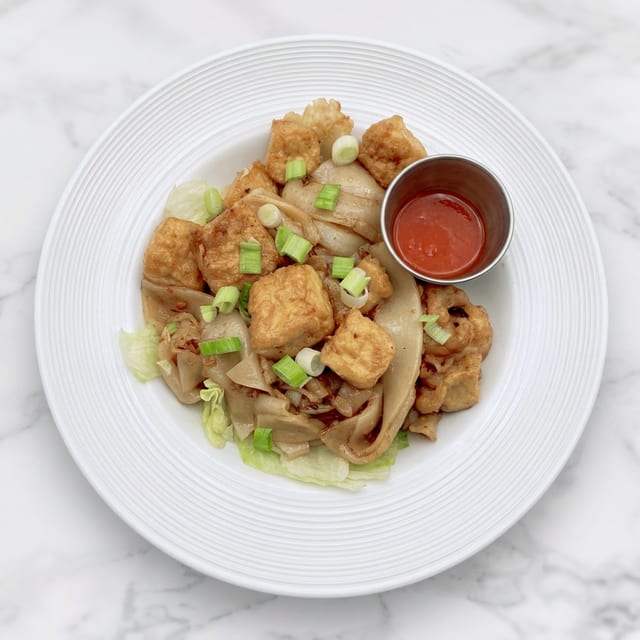 Vegan Thai Garlic Noodle (No Egg).