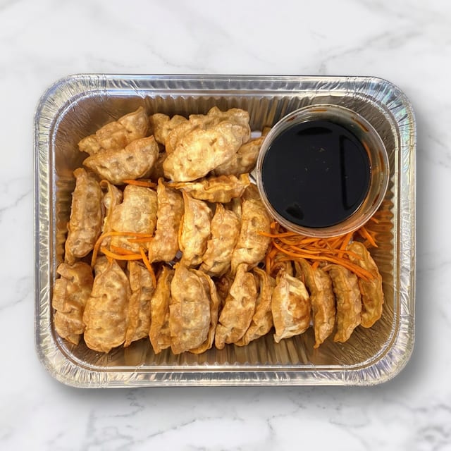 Crispy Chicken Gyoza (50 Pieces Tray).