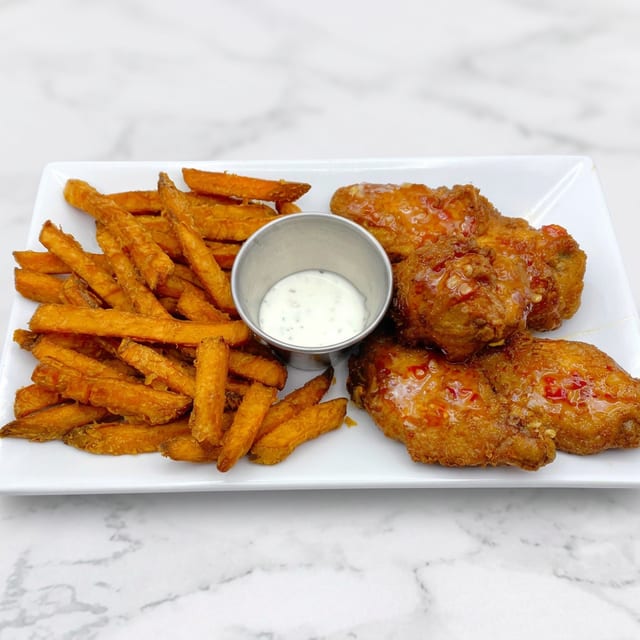 Spicy Basil Wings (5 Pcs) & Sweet Potato Fries.