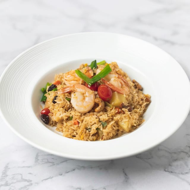 Pineapple Fried Rice (Tray).