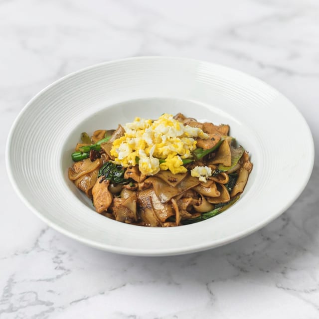 Pad See Ew (Gluten Free Sauce) (Tray).