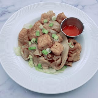 Vegan Thai Garlic Noodle (No Egg)