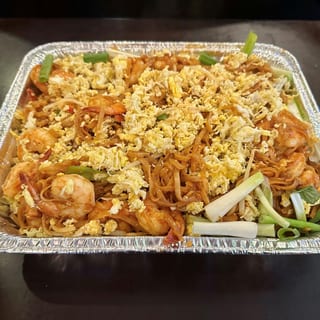Pad Thai (Gluten free sauce) (Tray)