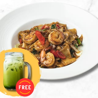 Drunken Noodle - Pad Kee Mao (with FREE Thai Green Milk Tea)