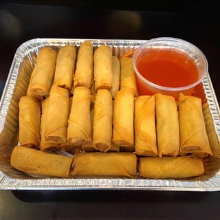 Crispy Vegetarian Spring Rolls (30 Pieces Tray)