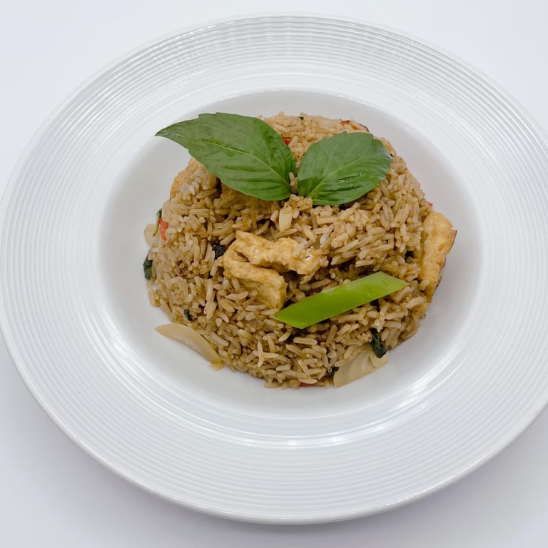 Thai Milk Tea and Popular Menu Items