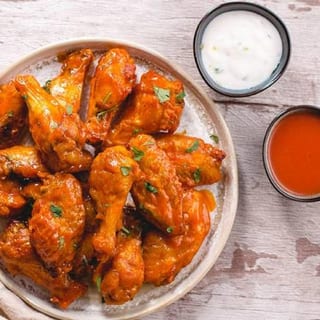 Sriracha Chili Wings (10 pcs)